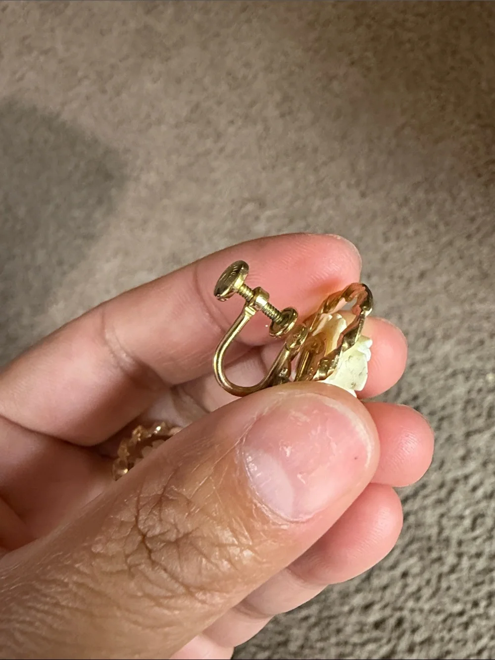 Cream Rose Floral Clip-On Earrings with Gold Wreath Accent. 14k GF vintage